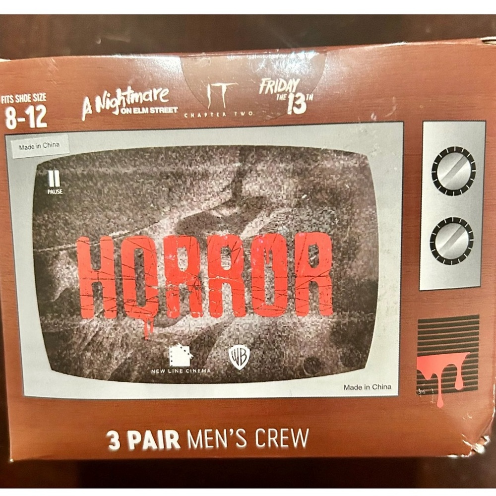 Horror Men's 3-Pack of Crew Socks with Novelty Gift Box, Sizes 8-12 multicolor